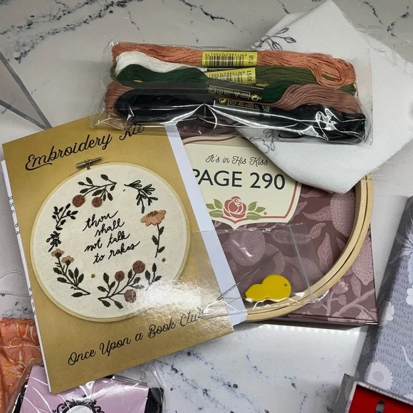 Once Upon A Book Club Bridgerton Volume 2 Gift Set - Picture 5 of 10